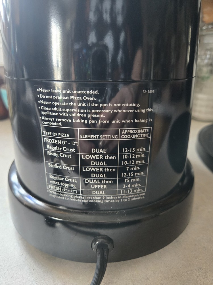 Presto Pizzazz Plus Rotating Oven Black Very Clean