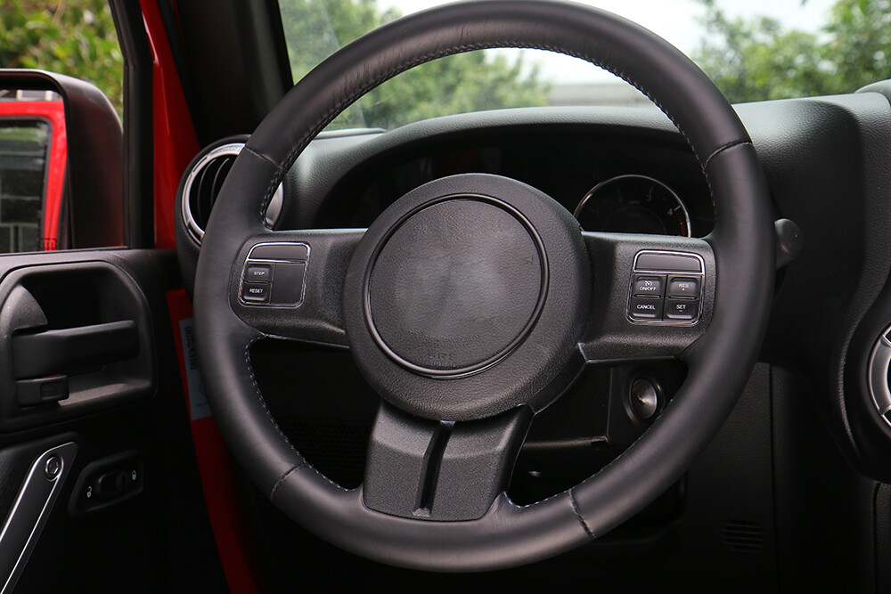 Steering Wheel Center Trim Bigger Ring For Jeep Wrangler JK /Compass 10+ Black