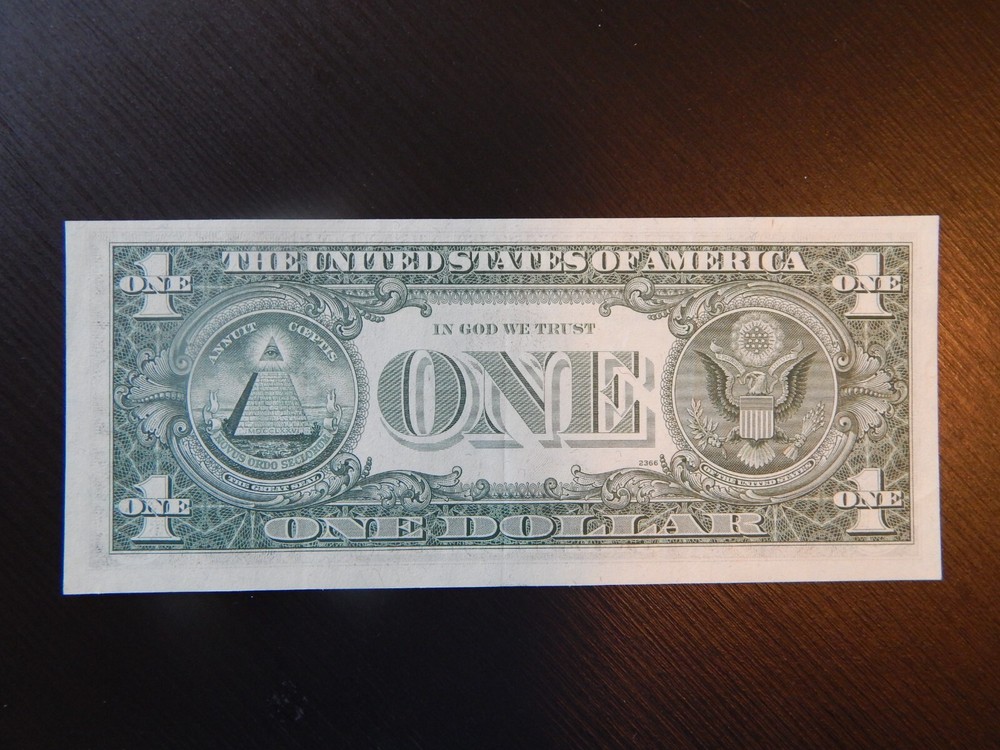 1977 Star Note 1 U.S. Dollar Bill With HUGE Cutting Error and number align