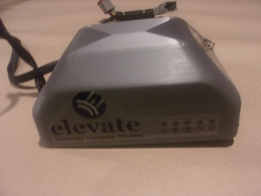 Digi Farm Elevate Seamless Universal Modem 349448 includes MD8120 47" T-CABLE