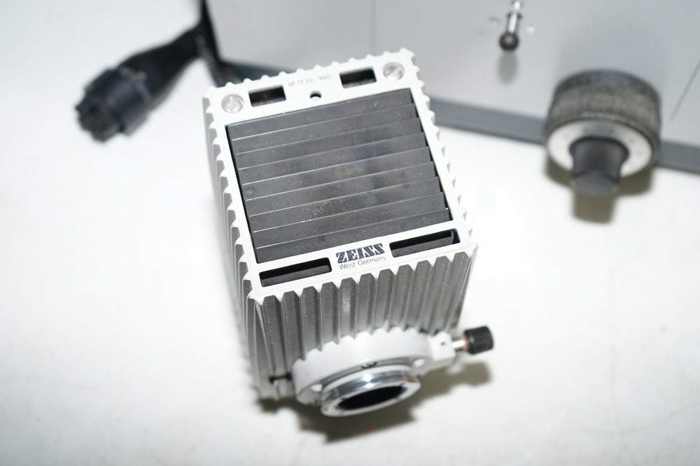 ^ Zeiss IM35 Inverted Microscope #C208