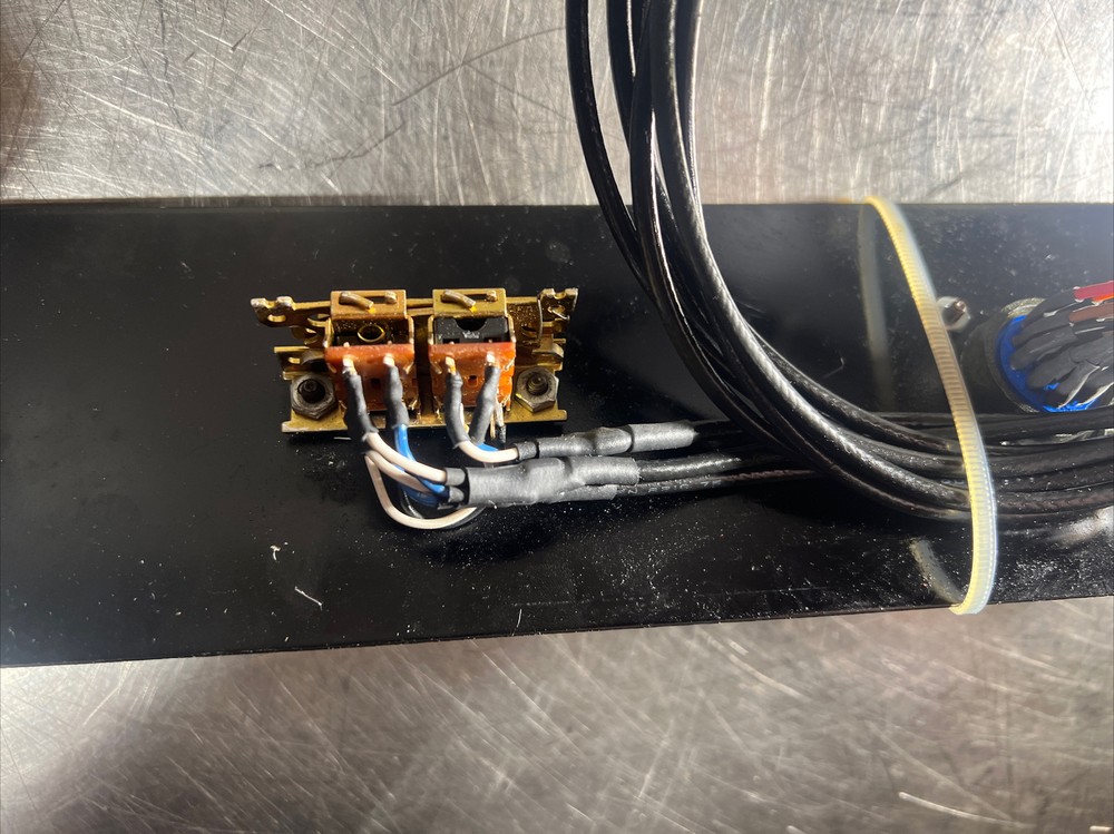 Nos Surplus Middle Atlantic Products Rack Accessory