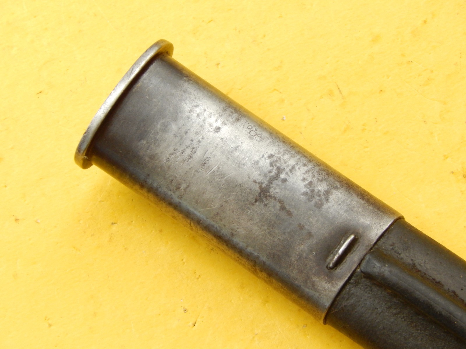 RARE DOUBLE SEAM SCABBARD - BRITISH ENFIELD 1907 BAYONET SCABBARD