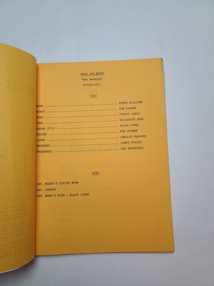 MORK & MINDY / 1981 TV Script, Conrad Janis & Robert Donner "The Wedding"