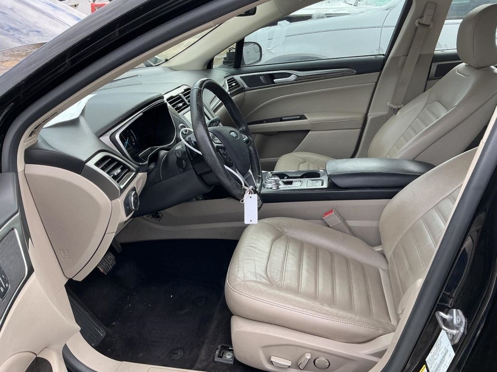 Fuse Box Engine Without Rain Sensor Fits 17-20 FUSION 4945012