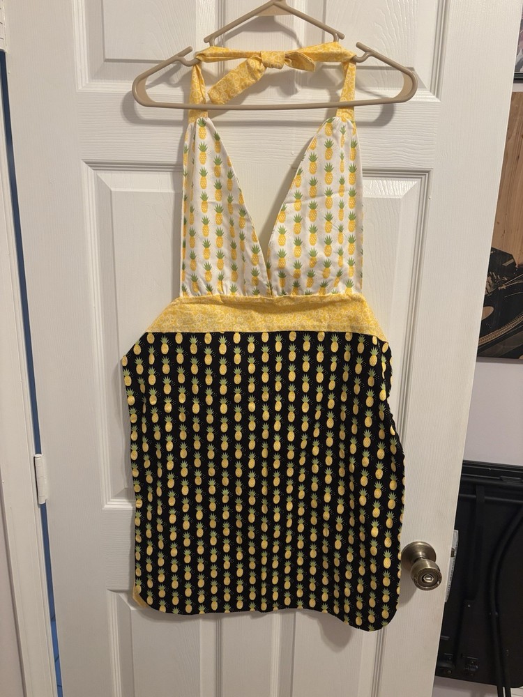 Pineapple Apron With Pocket