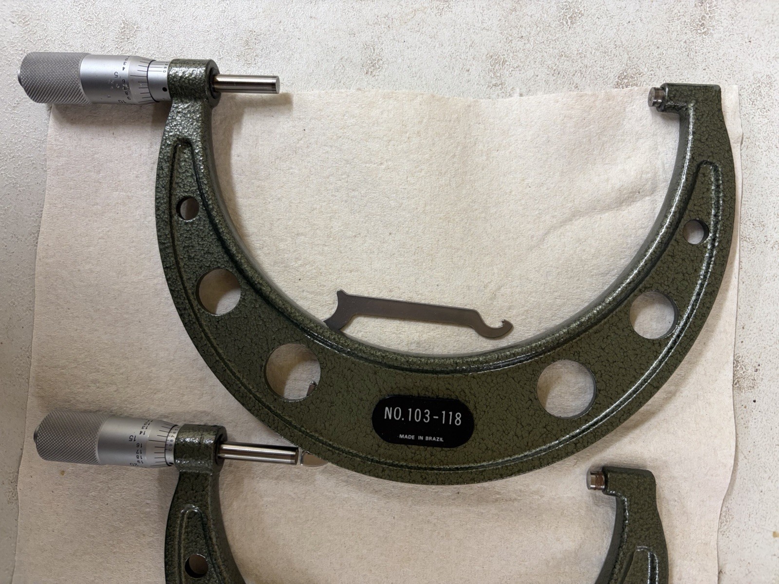 Mitutoyo 0-6 Micrometer Set .0001 Carbide Tips Made In Brazil With Standards