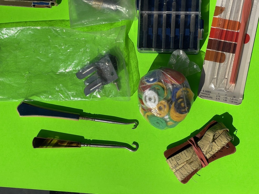 SEWING ACCESSORIES LOT