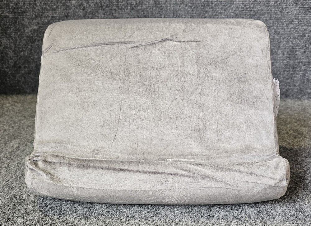 Tablet Cushioned Pillow Stand - Gray