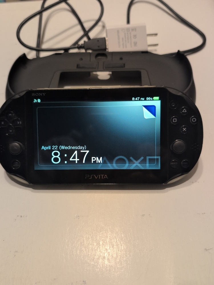 Sony PS Vita OLED (PCH-2000) moded