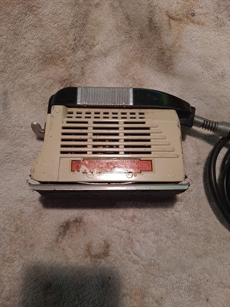 Dremel Electric Sander / Polisher Model B, Working