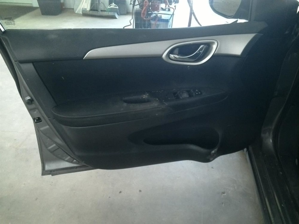 Driver Left Front Spindle/Knuckle Fits 11-25 LEAF 104814740