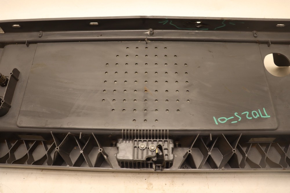 2008-2017 FREIGHTLINER CASCADIA 125 SLEEPER PARTITION LOWER BUNK PANEL OEM