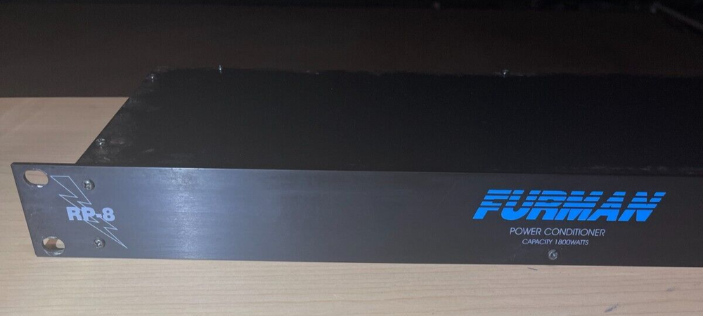 Furman - RP-8 Power conditioner
