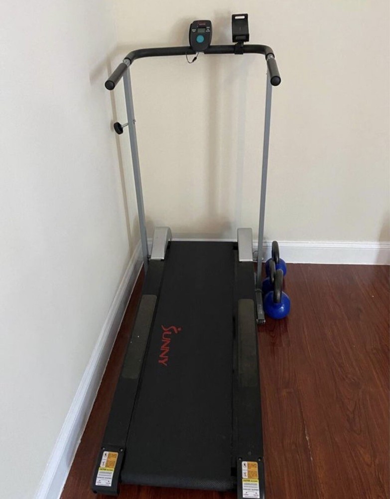 Manual treadmill