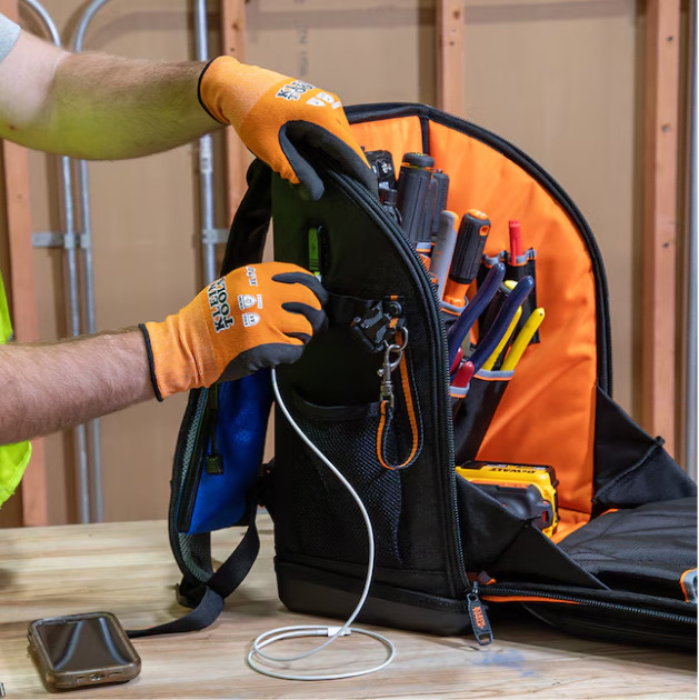 Klein Tools Tradesman Pro Tool Station Tool Bag Backpack, 27 Pockets