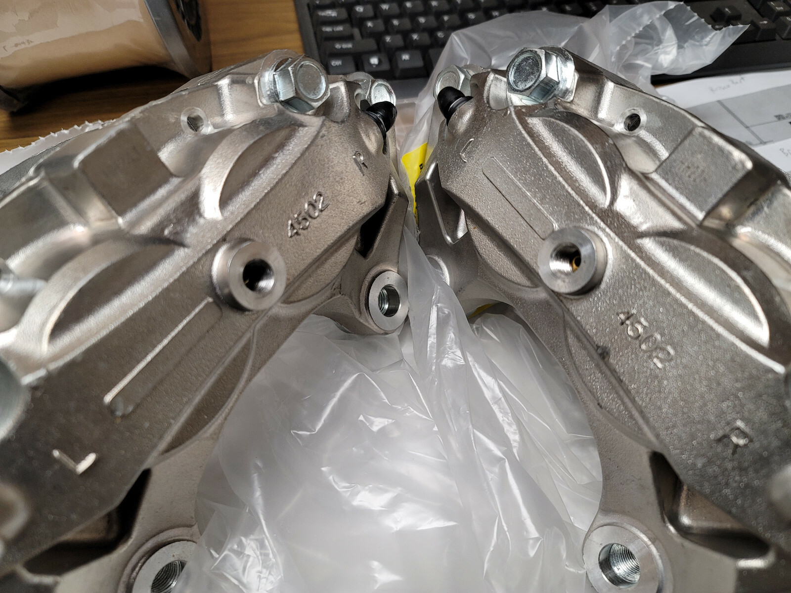 (2) Front 4 Piston Brake Calipers Pair FX50 G37 G37X Q50 09 370Z Plain or Red