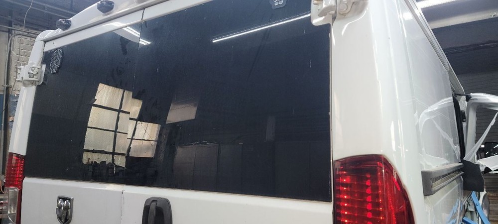 2016 Dodge Promaster 1500 Quarter Moulding