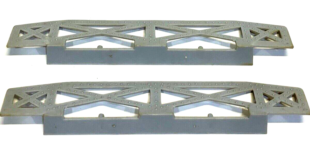 AFX 1/64 2 x Bridge Track Supports Grey