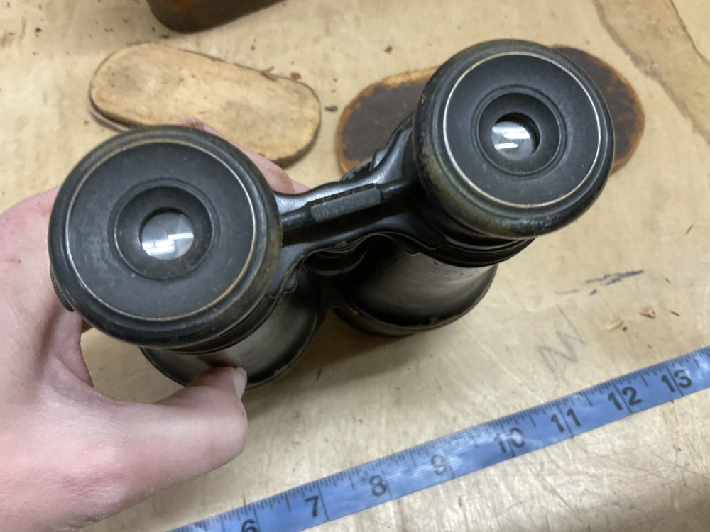 WWI US Binos in Case bp69