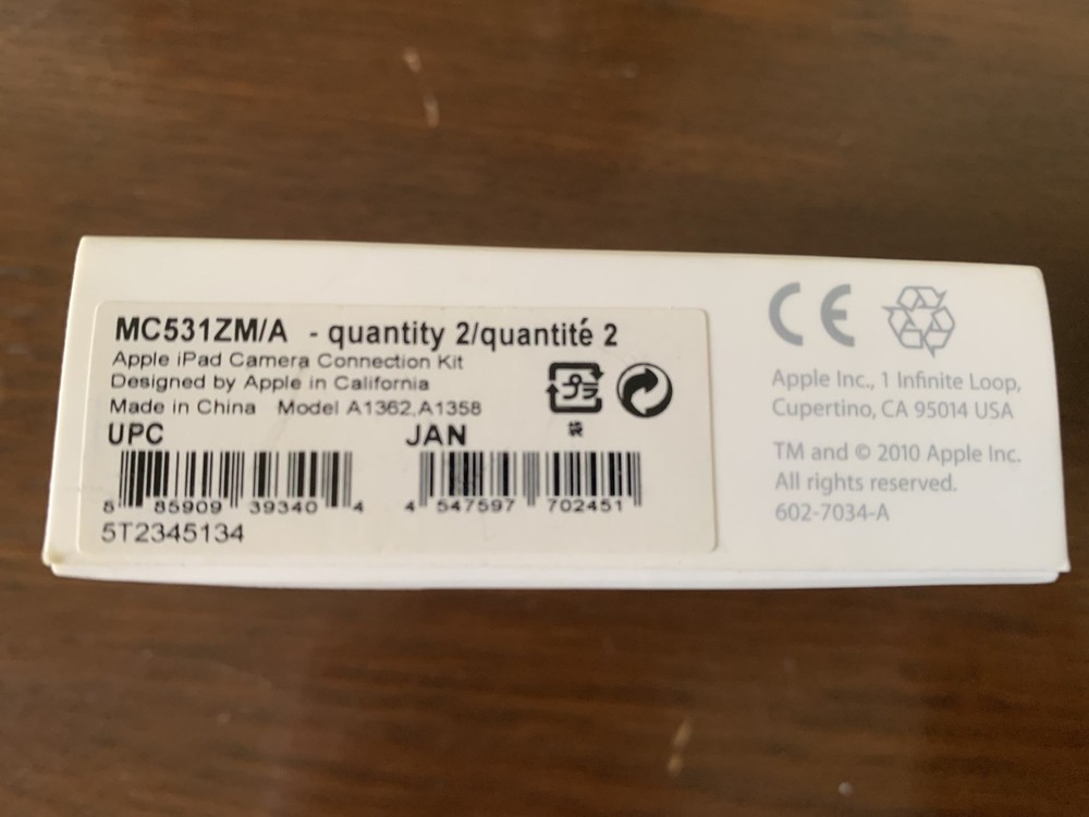 Genuine Apple iPad Camera Connection Kit & Apple Mini Displayport