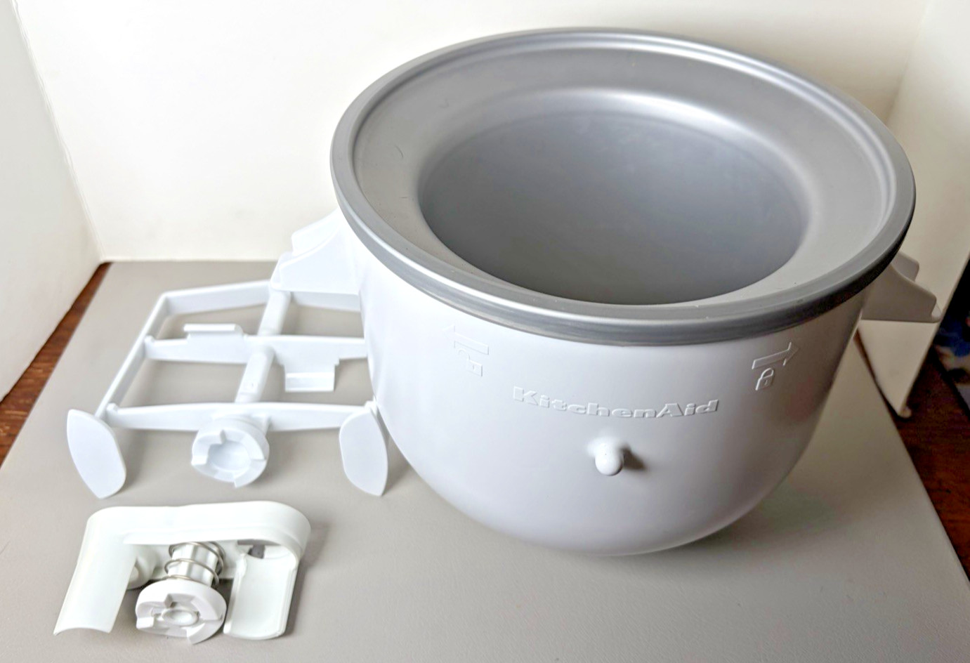 KitchenAid Ice Cream Maker Attachment Freeze Bowl Dasher Drive Assembly Paddle