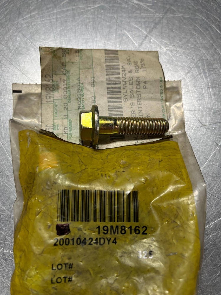 19M8162 GENUINE OEM John Deere BOLT