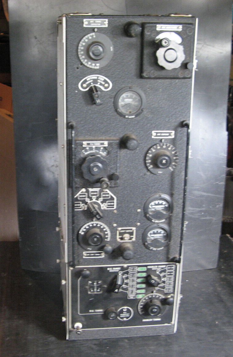 USN WESTINGHOUSE TBW RADIO TRANSMITTER HF 3-18MHz CAY-52239 vintage WW2