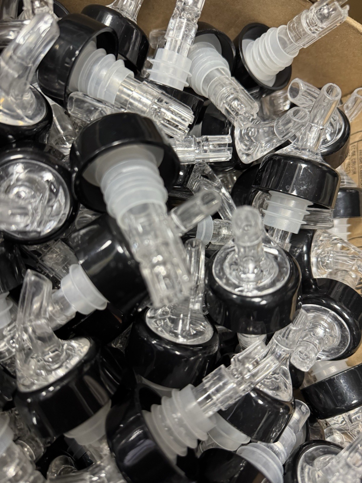 1.5 Ounce Liquor Bar Wine Bottle Pour Spout Stopper 287 Precision night club rum