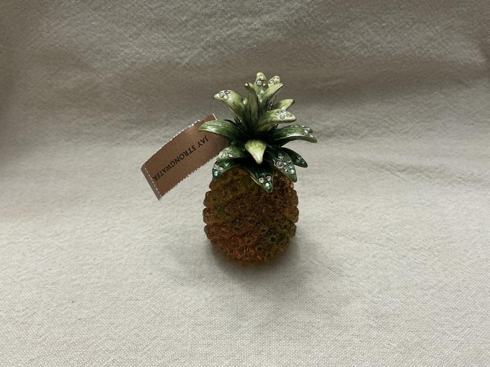 Jay Strongwater mini crystal Ahulani pineapple clock
