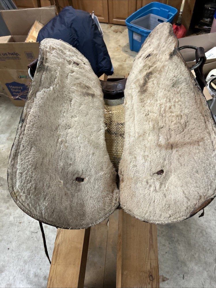 vintage 14" Western saddle