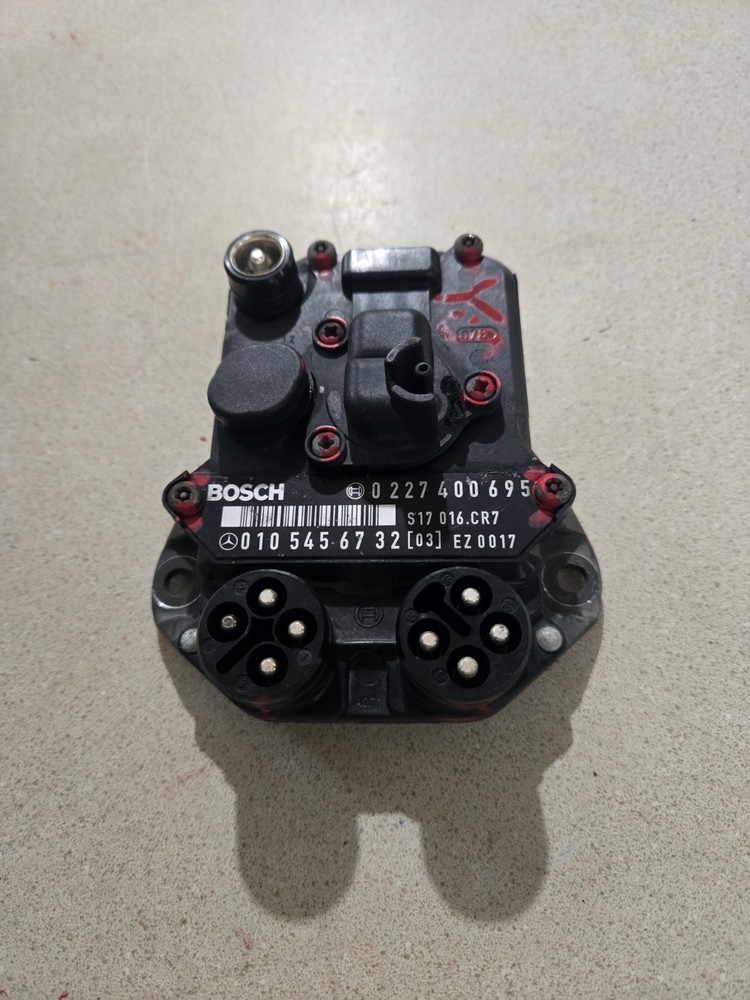 560SEL Ignition Control Module 0227400695 / 010 545 67 32 Used *Note*