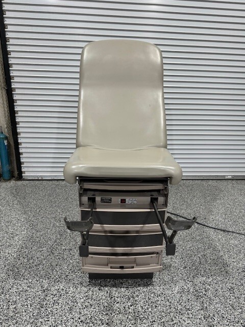 Ritter 304 Exam Table