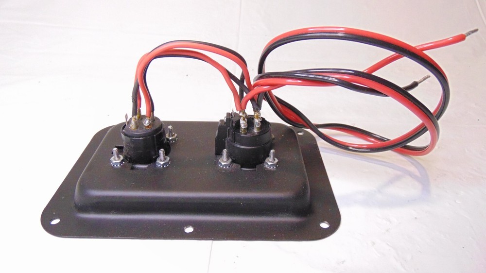 Subwoofer Speaker Connection/ link box large