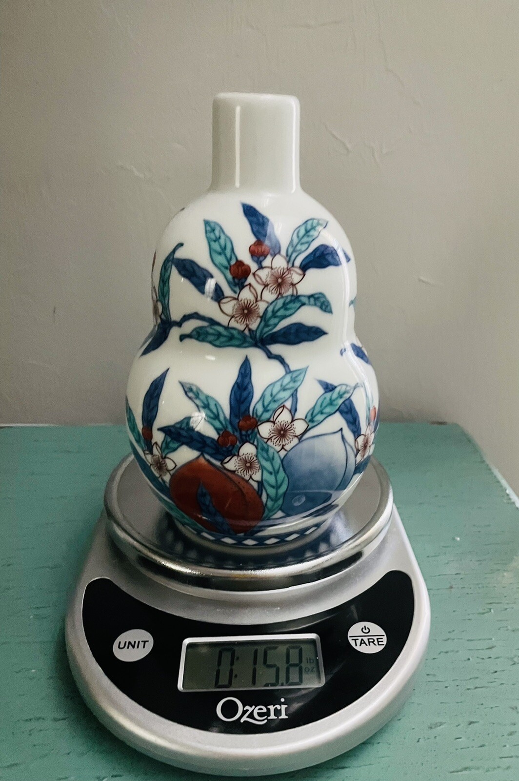 Imaizumi Imaemon Nishiki peach gourd Vase made in Japan Living National Treasure