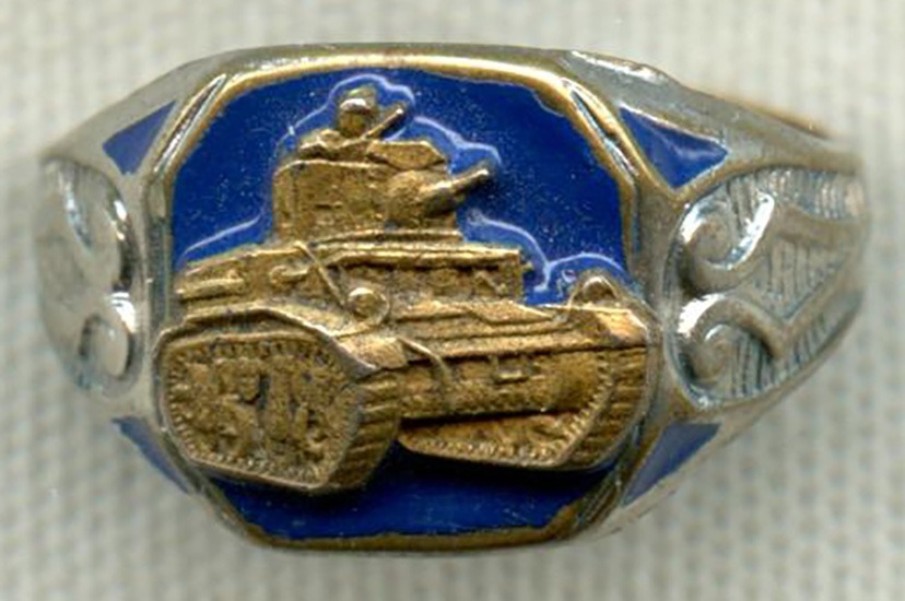Great Early WWII US Army Armored Ring with M3 Stuart Light Tank size 8.75