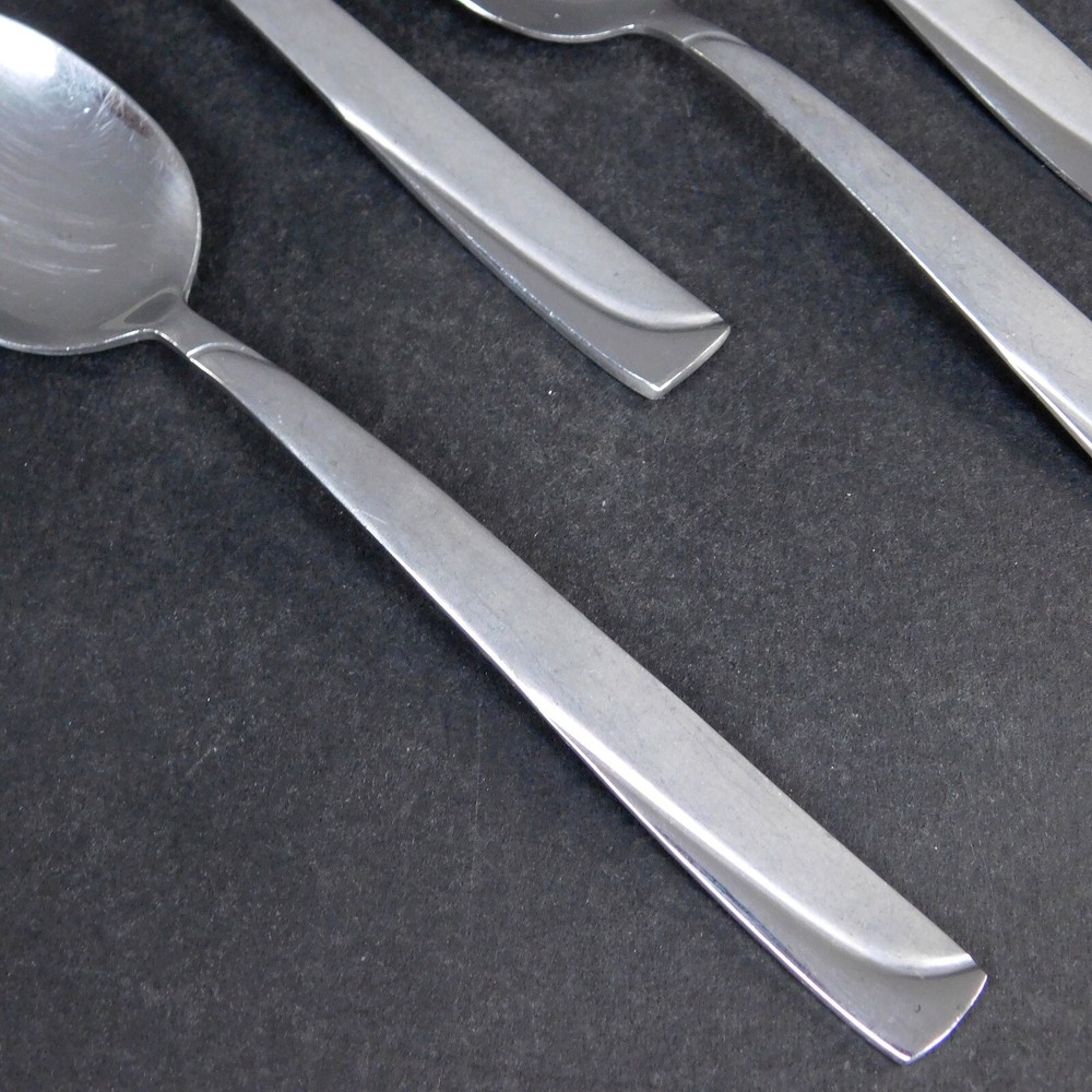 Oneida Madeline 4 Teaspoon Glossy Satin Stainless Flatware