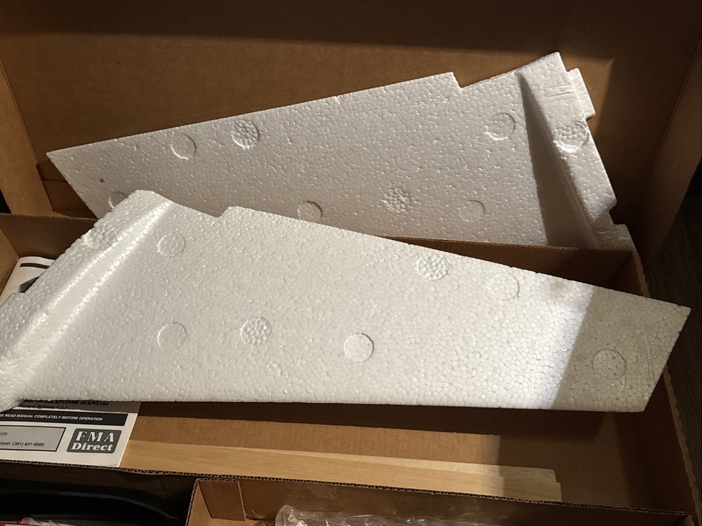 FMA Direct Razor Wing With S90 Servos