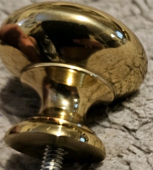 Brass Drawer Pull 1 1/4 Inches