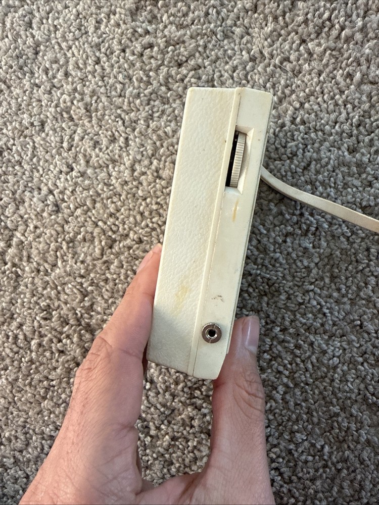 Mid Century Peerless 6 Transistor Radio Tested & Working