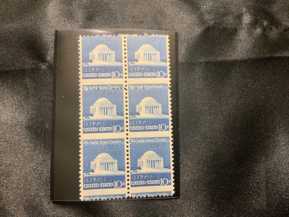 USPS perf. shift error stamp 1510 Jefferson Memorial 10 cent stamp