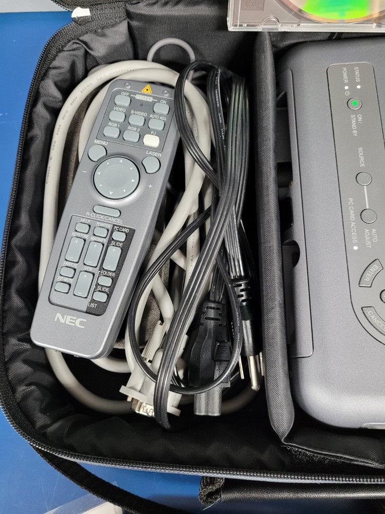 NEC MultiSync LT85 Portable Projector with Remote & Accessories Working!!!