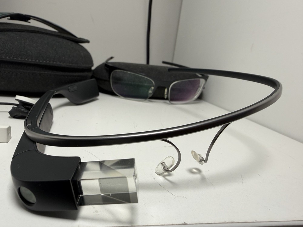 Google Glass XE Explorer Edition Prescription Frames, working great!