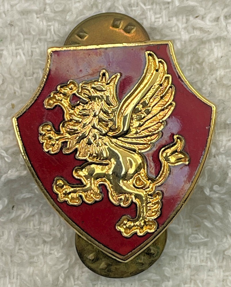 Original:  44th  Field Artillery  DI / DUI / Crest    CB  12-2   48