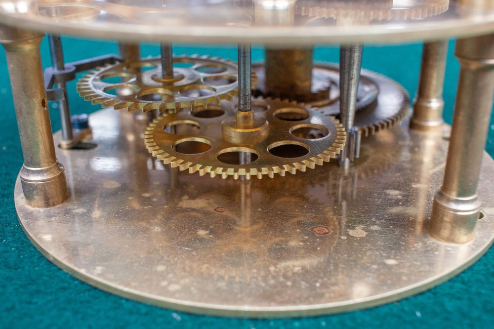 Seth Thomas Regulator # 1 Extra Round Terry Movement Weight Driven Wall Clock