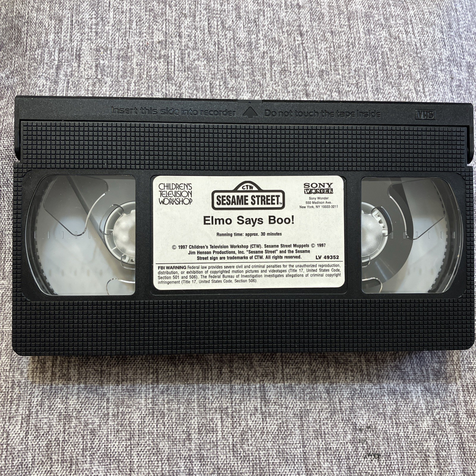 Sesame Street Elmo Says Boo VHS