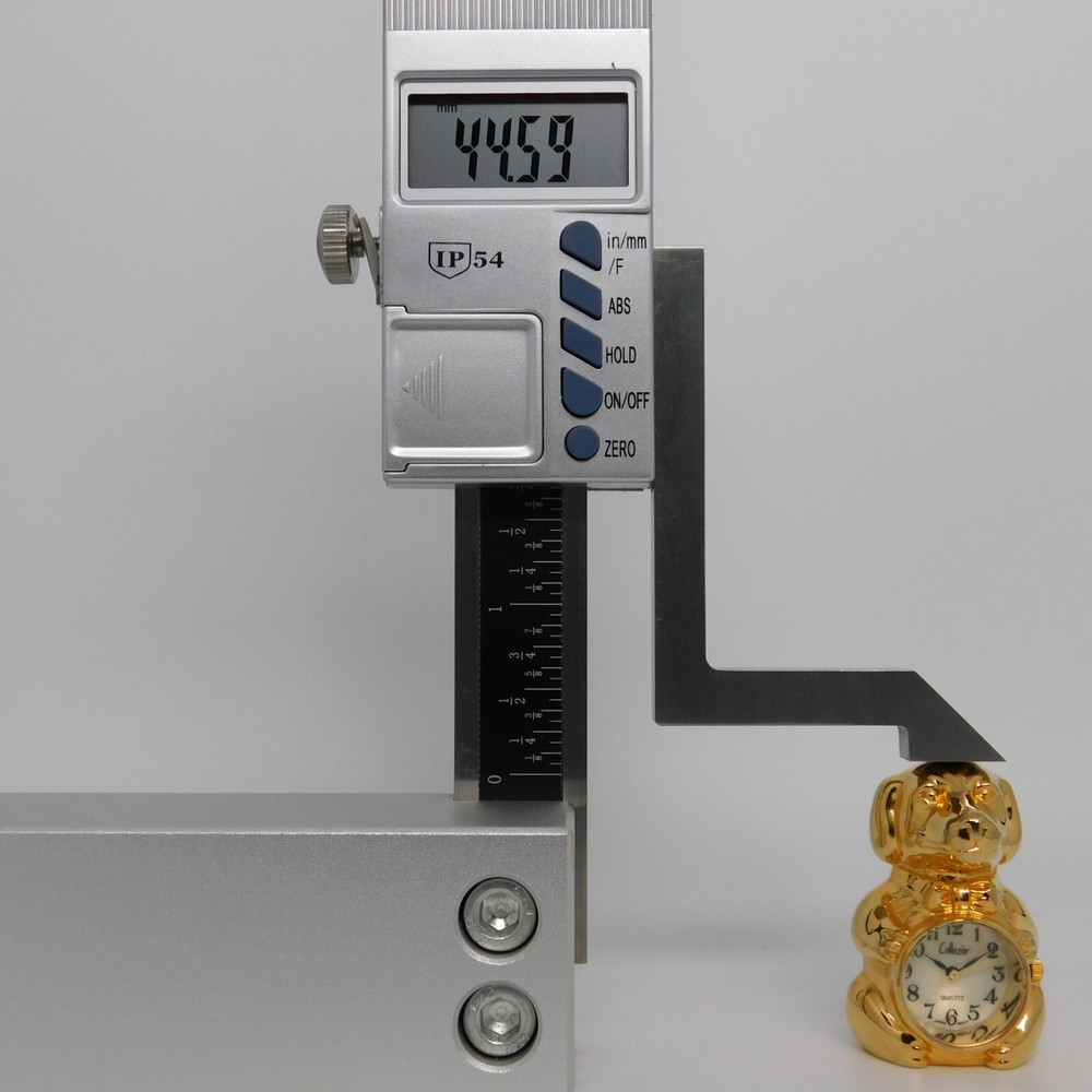 Collezio Dog Shape Table Clock New Battery