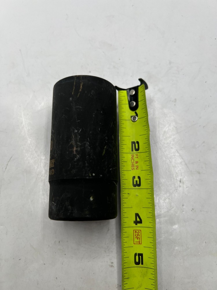 GENUINE Dewalt 75-146D Standard Impact Socket 30mm, Black