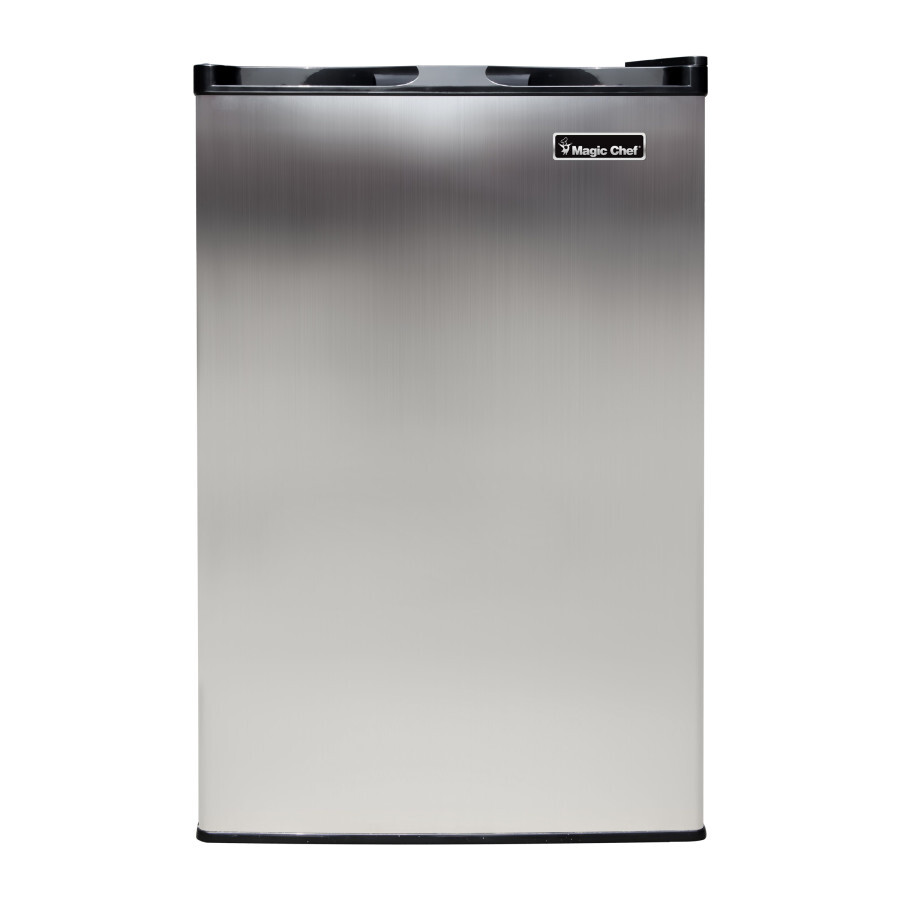 Magic Chef MCUF3S2 Single Compartment Upright Freezer Refrigerator
