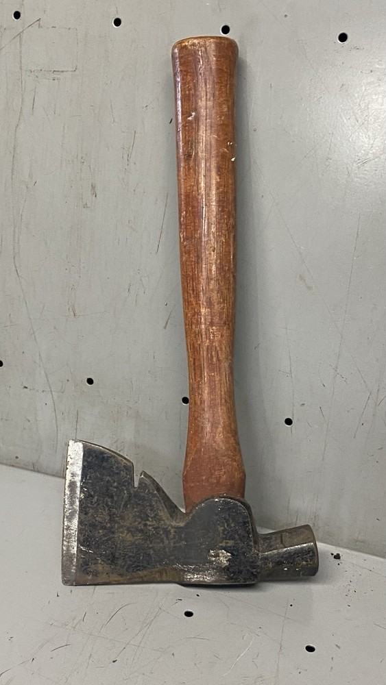 PLUMB Carpenters Hatchet Axe Timber Framing Tool